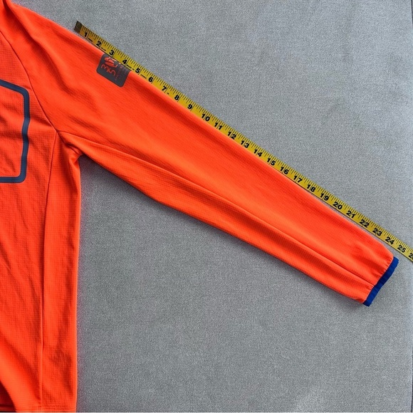 Vineyard Vines America’s Cup 2017 Pullover. Small. - Picture 6 of 8